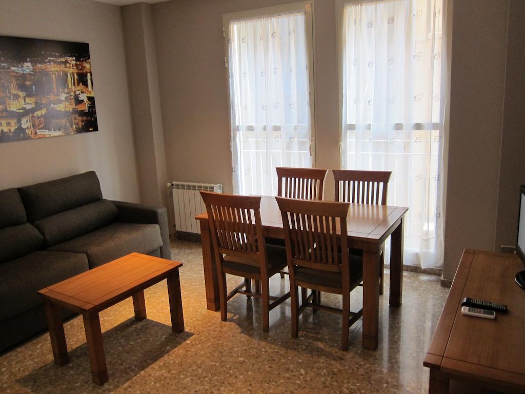 Apartamentos Valencia Valência Quarto foto