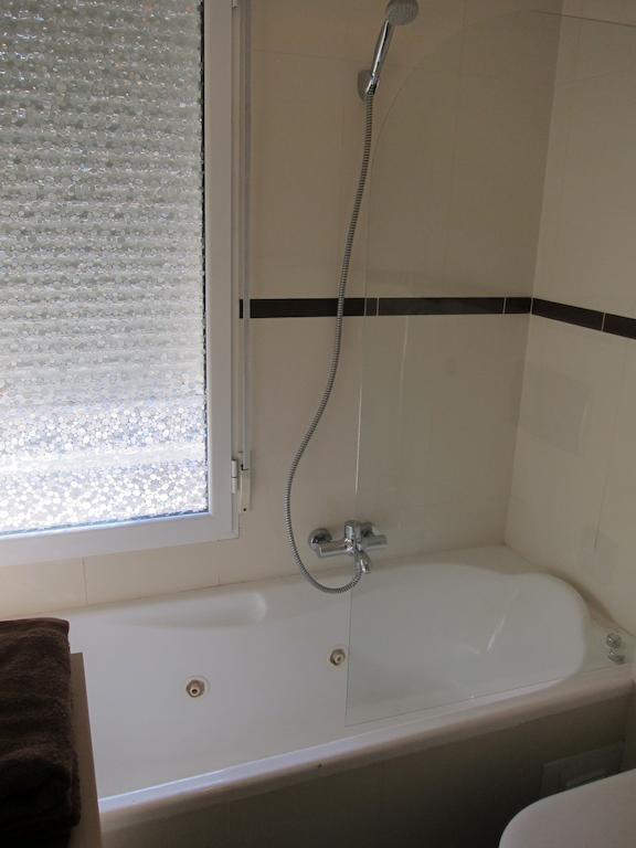Apartamentos Valencia Valência Quarto foto